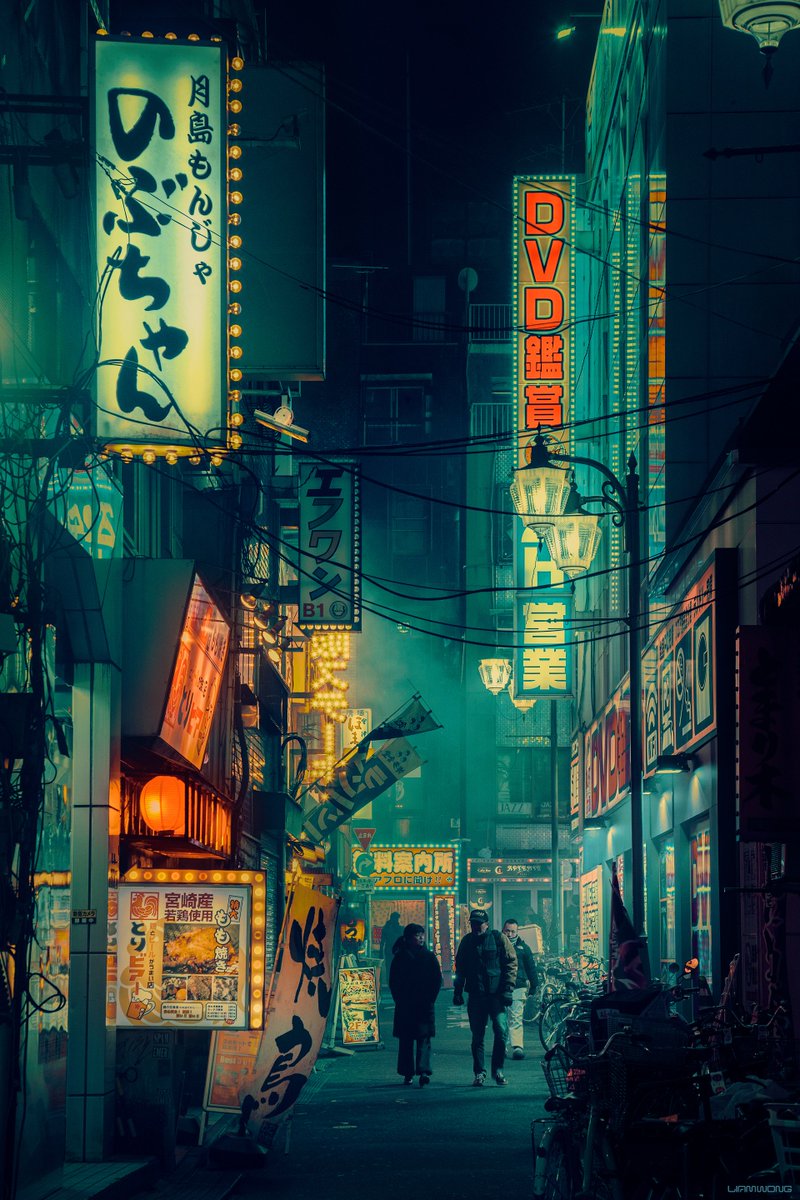 Memories of Green - a piece by Liam Wong captured in Shinjuku, Tokyo. Neon signs, yakitori smoke and silhouettes.