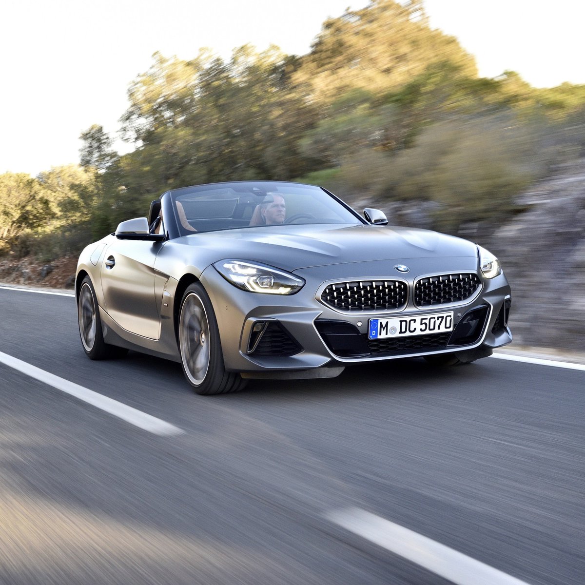 BMWGroup's tweet photo. “In the past 12 months #BMW has launched 6 new models, more then ever before in such a short period of time. We launched cars like the #3series, the #X5, the #Z4 &amp; the 8. With the design of these cars we have completely transformed the look and feel of the brand” #BMWGroupDesign https://t.co/tMmm4txmz6