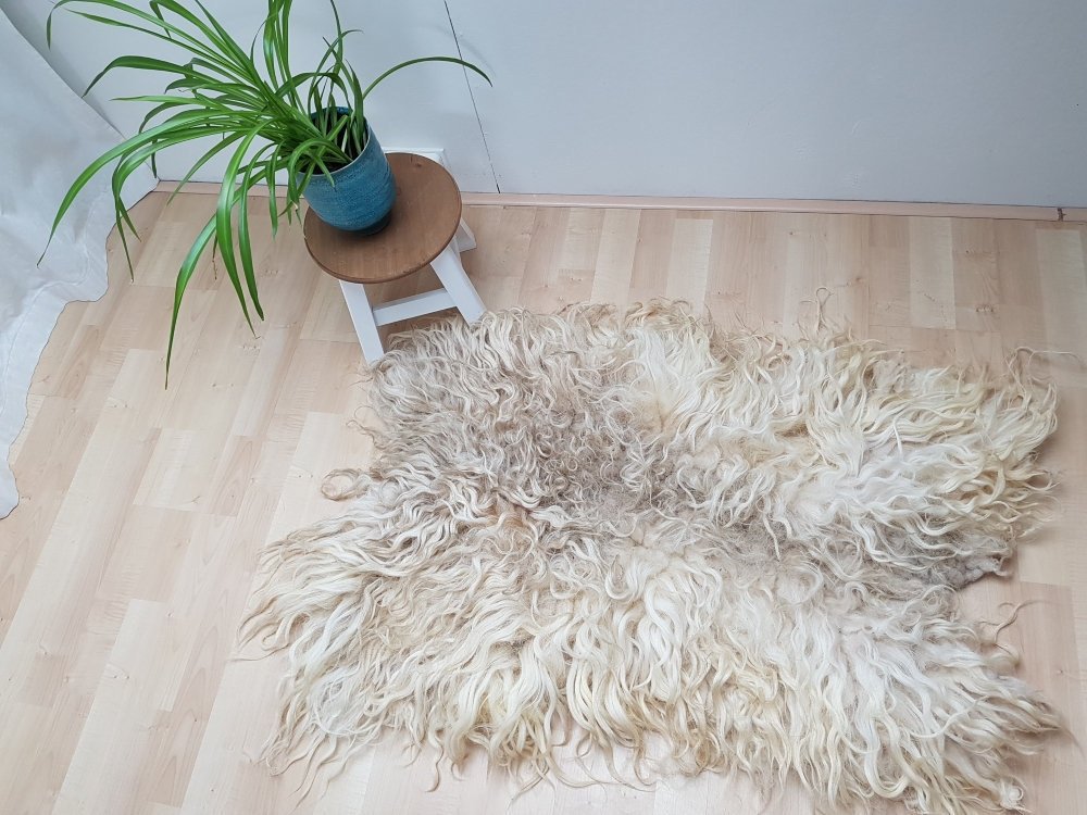 Excited to share the latest addition to my #etsy shop: Leatherfree sheepskin rug made of Dutch wool - Alison etsy.me/2EThnOw #housewares #white #beige #feltedfleecerug #feltedwoolrug #sheepskinrug #feltecoskin #dutchdesignrug #feltedhomedecor