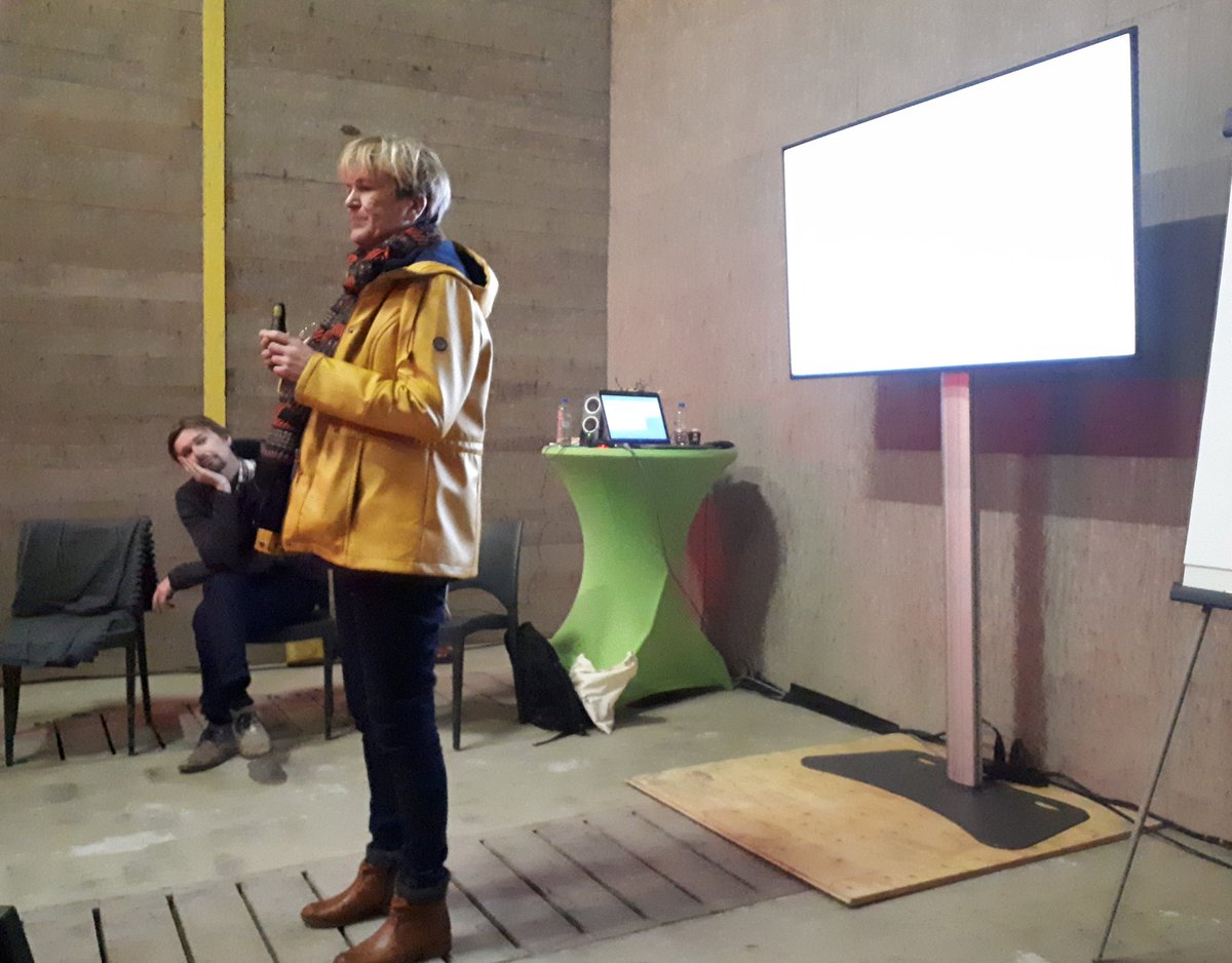 hansvanderwerf's tweet photo. Vandaag bijpraten over voortgang landbouwdeals #Fryslan. Indrukwekkend hoeveel initiatieven zijn mbt #natuurinclusievelandbouw #bodem #onderwijs #voedsel #bewustzijn #natuur @provfryslan https://t.co/HNpcaeoXqd