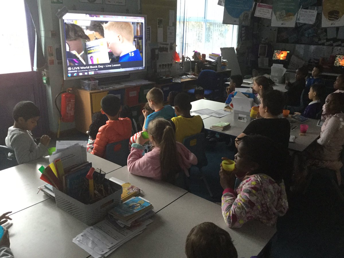 StMaryStBen's tweet image. #BBClivelesson with a hot chocolate in year 4. #worldbookday19