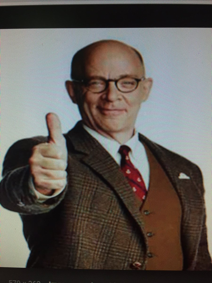 Chris51161's tweet photo. #HappyTurdsday @stormewarren @MCSiriusXM @TommySiriusXM Your #NatDaysR “Hospitalist” “Be Heard” “Crown Of Roast Pork” Really enjoyed the conversation with J.K. Simmons!! One Helluva Actor #FarmersInsurance #WeCoveredThat 😂👍👏 https://t.co/zrctZXwRrm