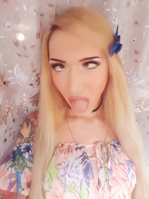 Working on my tan 💖 Wanna play with this #sissy #gyaru doll?  #FrostyJeanne #gaijingyaru #sissyprincess<a href="/tag/sissy"class="tags">#sissy</a><a href="/tag/tranny"class="tags"><span>#tranny</span></a><a href="/tag/sissyslut"class="tags"><span>#sissyslut</span></a><a href="/tag/gyaru"class="tags"><span>#gyaru</span></a><a href="/tag/sissybimbo"class="tags"><span>#sissybimbo</span></a><a href="/tag/dickgirl"class="tags"><span>#dickgirl</span></a>