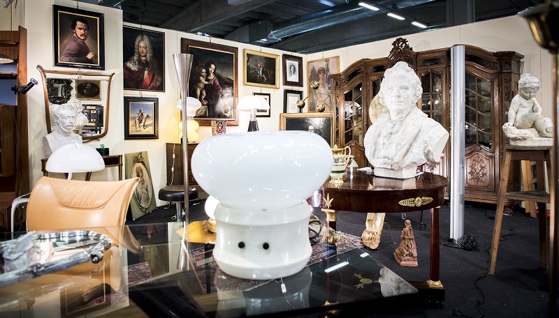 Avete tempo fino a domenica per visitare <a href="/mercantefiera/">Mercanteinfiera</a> , la grande fiera dell'antiquariato di #Parma, con oltre mille espositori provenienti da tutta Europa! #eventiinemiliaromagna

Per saperne di più ➡️ bit.ly/2H2tQSF