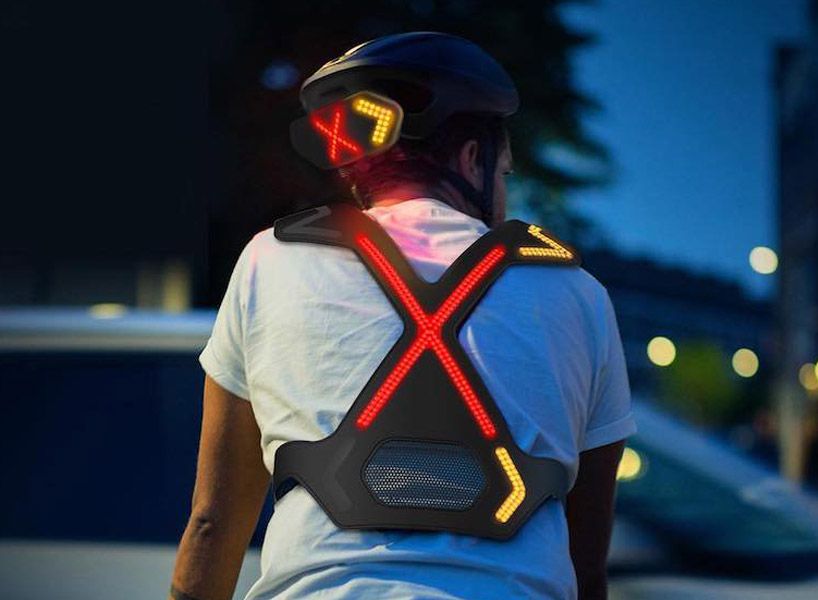 designboom's tweet photo. WAYV is the wearable bike light with smart indicator system to make cycling safer
https://t.co/3Mhiw67kD0 https://t.co/dEZPHSB96b