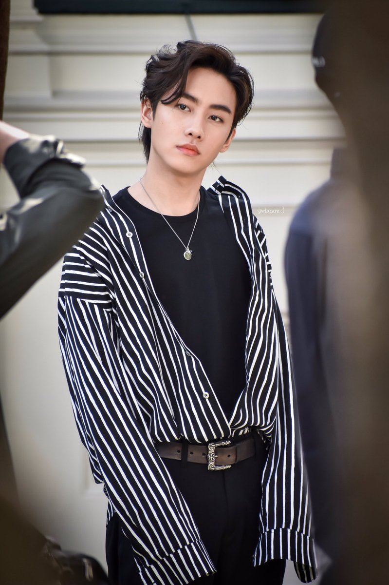 Pin By D R E A M E R On Mark Siwat Striped Top Fashion Women S Top Pin By D R E A M E R On Mark Siwat Striped Top Fashion Women S Top