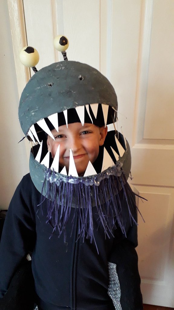 sam4ward's tweet image. #WorldBookDayUK @JonnyDuddleDum #piratecruncher