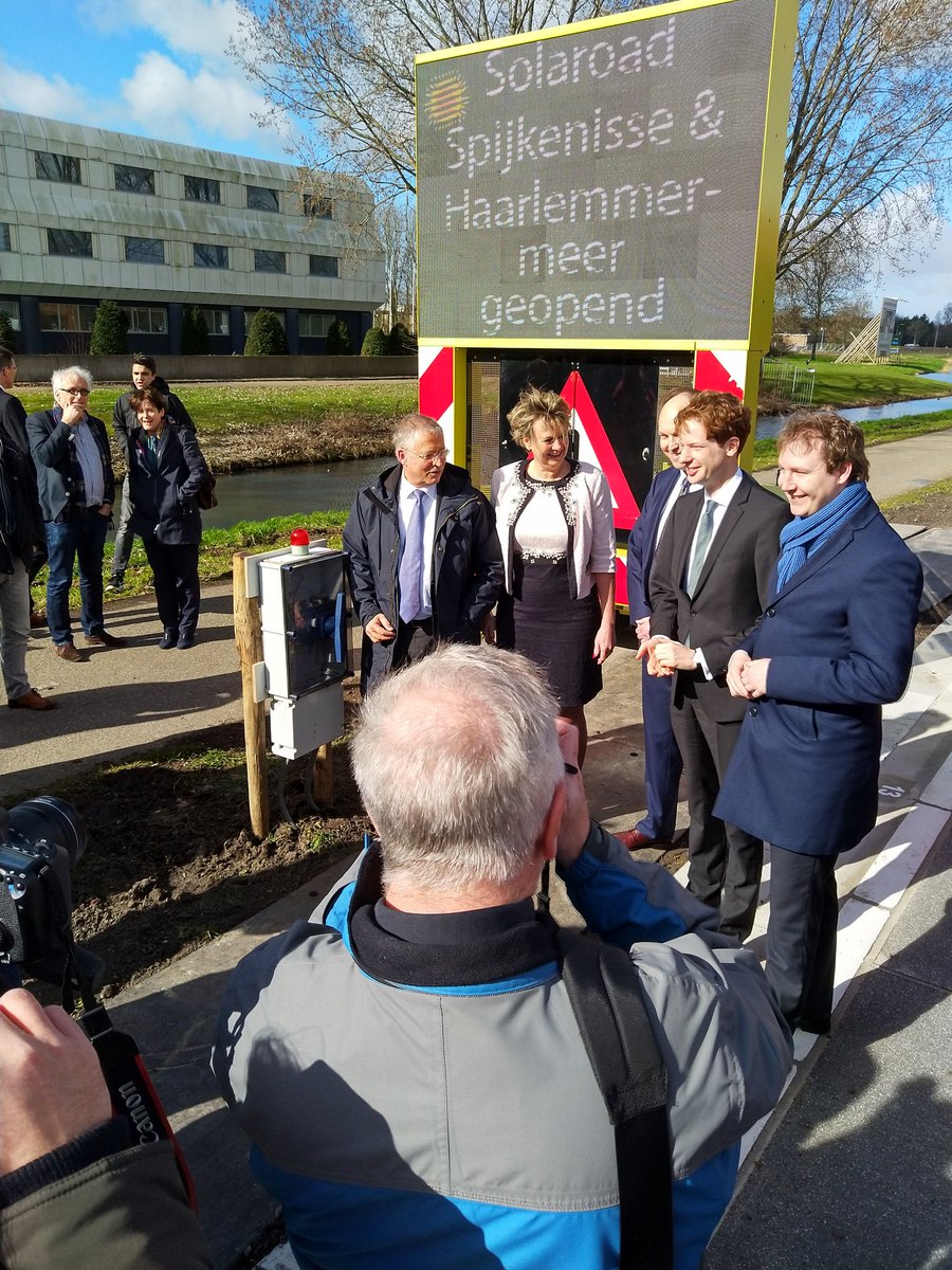 Official opening of solaroad bus lane in <a href="/zuid_holland/">Provincie Zuid-Holland</a>  <a href="/ProvincieNH/">Noord-Holland</a> door <a href="/Elisabeth_Post/">Elisabeth Post</a> <a href="/pauldekrom/">Paul de Krom</a> <a href="/floorvermeulen/">Floor Vermeulen</a> Arian De Bondt, @Strukton