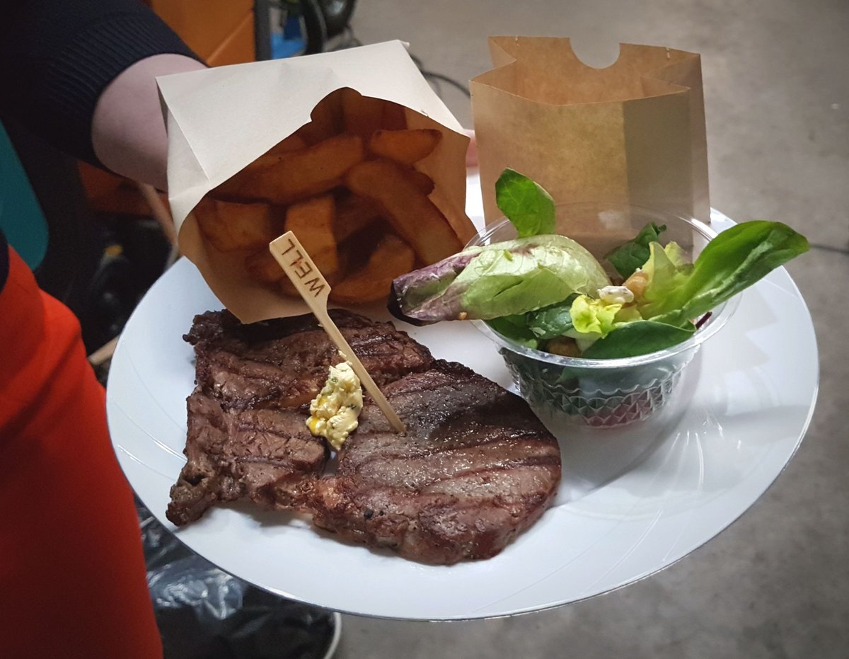 KnightonJan's tweet image. On Friday 1st March we had a staff meal followed by a team networking session discussing our goals for the future.
We also welcomed a new staff member, Tim Lloyd to the team.
Great ideas shared and a fantastic end to the week! 😊
#goals #teamwork