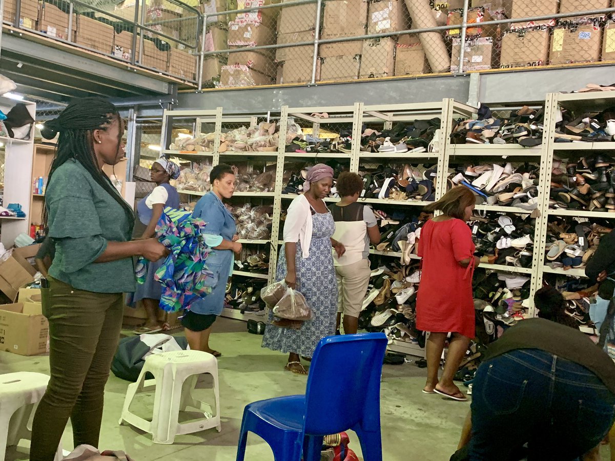 Eradicating #povery in #SouthAfrica is a huge task but some are taking it upon themselves to make real positive change. We had a fantastic opportunity to visit @TheClothingBank and see from our own eyes how they inspire, support and teach unemployed and marginalised mothers.