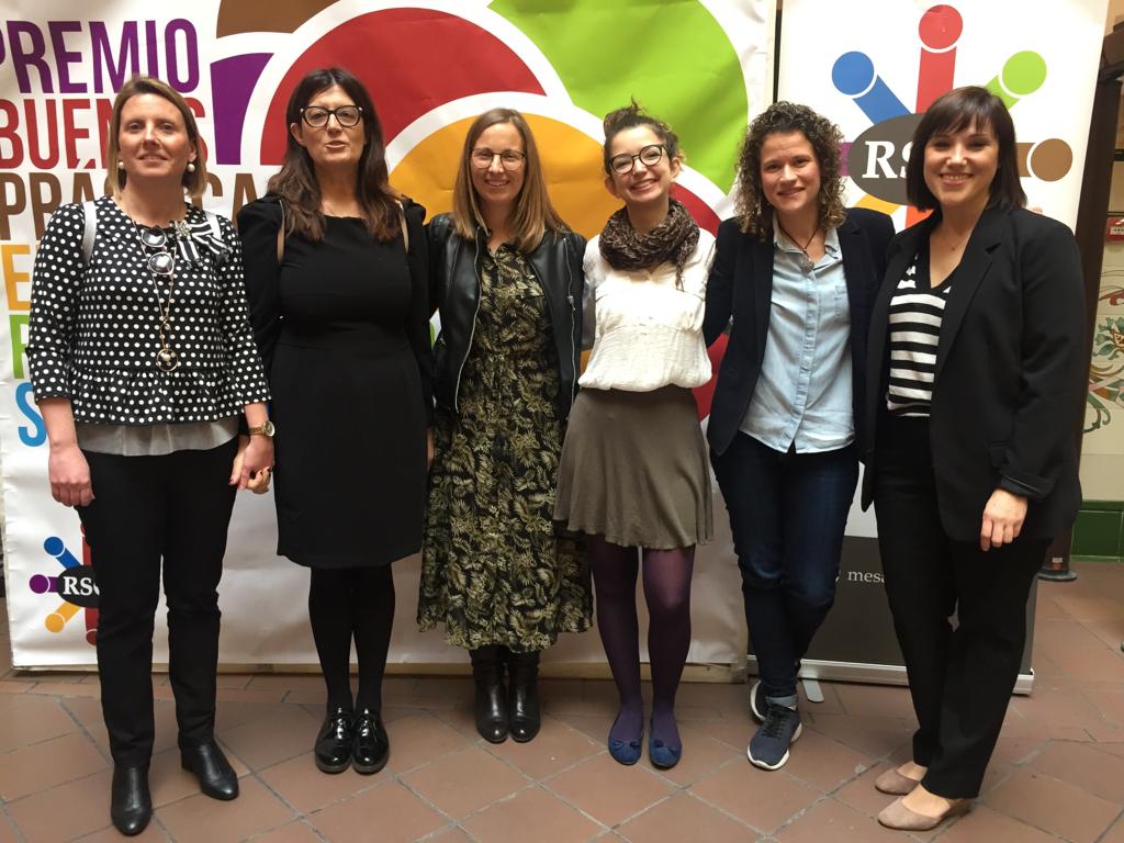 RsCcastellon's tweet photo. Desde aquí queremos agradecer a los integrantes del grupo de trabajo todo el tiempo y esfuerzo invertidos en este acto, I Premios de Buenas Prácticas en Responsabilidad Social.#rsc #rse #premiosrsc #castellon https://t.co/2NqKtthy4Q