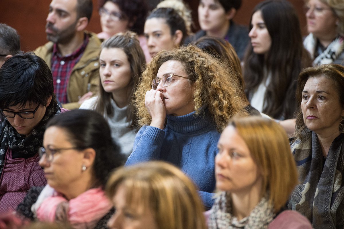 GFVara's tweet photo. El feminismo no es una ideología, es una manera de entender el mundo, igualdad en derechos y en deberes sin discriminación. Queda camino por recorrer, el más difícil, cambiar las mentalidades
#DíaDelaMujer #ReivindicamosIgualdad #FeminismoNuestraCultura
#8m https://t.co/zmqGhvtLXh