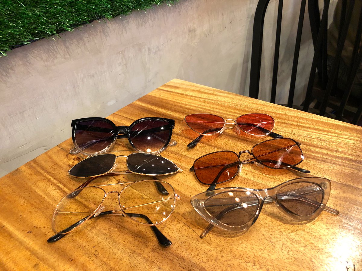 CliqueUst_ph's tweet photo. Beat the heat with these gorg specs available tomorrow! Visit us 😉✨🤗 https://t.co/HYJooyM7Z8