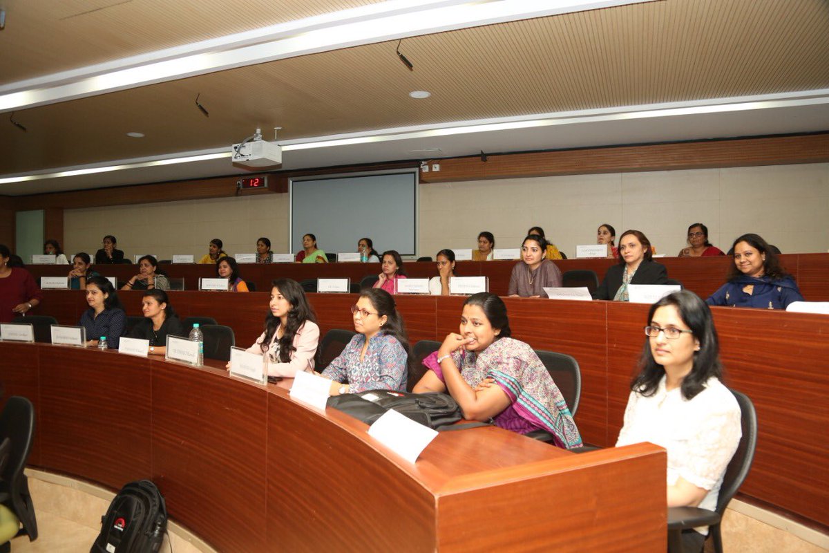 VijaySinha_HR's tweet photo. Great to see deep involvement of our #women employees undergoing #leadership development programme @IIM_Bangalore.Happy to share my leadership journey with the future leaders of #TheJSWgroup #HR @vnowal @ParthJindal11 https://t.co/c9Sptpuxxl