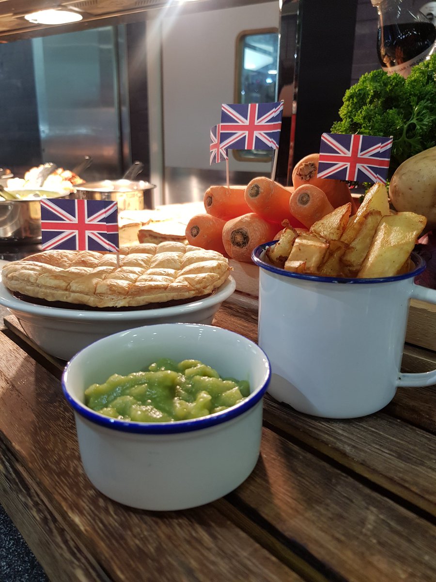 cpattison75's tweet photo. We've got a fantastic Pie  Counter available today in Darlo with some fab sides.. Including homemade chips 😍 #BritishPieWeek #eliorfoodie @AndyFergy39 https://t.co/2gysaoHZw0