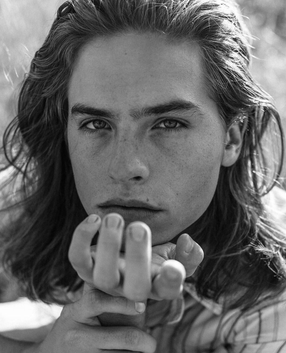 Dylan Sprouse ถ่ายแบบให้กับนิตยสาร 1990 Magazine ครับ (3)