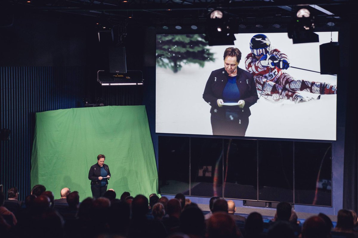 Ready to take live conferences to a new level? Bridging the world of broadcast live graphics and auditoriums, with our partners Mo-Sys and <a href="/vizrt/">Vizrt</a> #liveproduction #broadcast #live #mediatech #immersivegraphics #consultancy #mediacitybergen #newtek