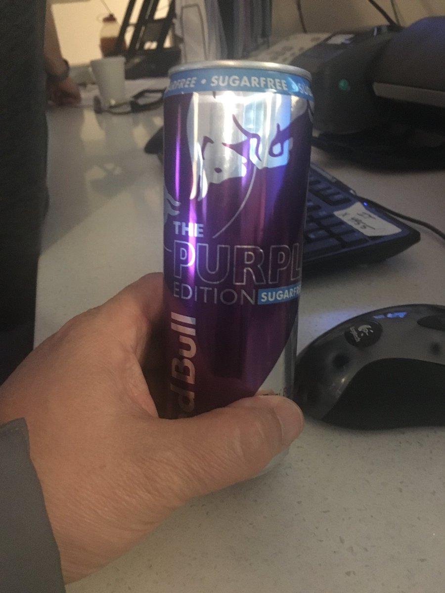 WayneOlan's tweet photo. Chasing my #5Hr with @redbull Not enough to get me thru the day!!! #CouldIBeMoreTired #LongNight #StrokeCall #ItsTiringOn23RdStreet https://t.co/DSxEi34SZd
