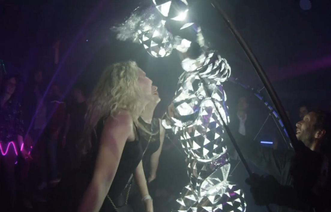 talents_prod's tweet image. Have a look at our lighting giant youtu.be/BBQDL9MyxBI
#light #lightshow #lightperformance #lightentertainment