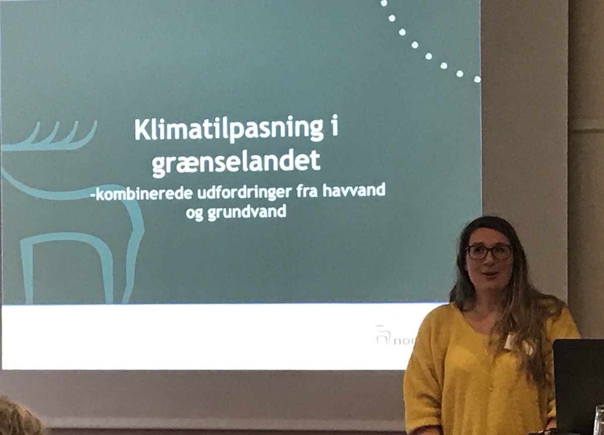 DortheSelmer's tweet image. I dag og i morgen holder #Kystdirektoratet og #C2CCC i fællesskab et kursus for kommuner med kystansvar. Det er en opfølgning på de kurser, direktoratet holder i f m overdragelse af kystansvar til kommunerne. Det er et aktivt hold deltagere.