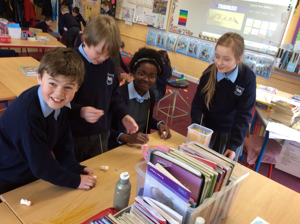 Scoil Naomh Maodhóg tweet media