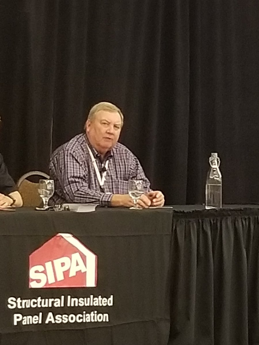 SIPAtweets's tweet image. Dennis Webb of @fultonhomes explores how #SIPs can be a part of his company&apos;s future. #SelectSipsExpo #panelization #sipa
