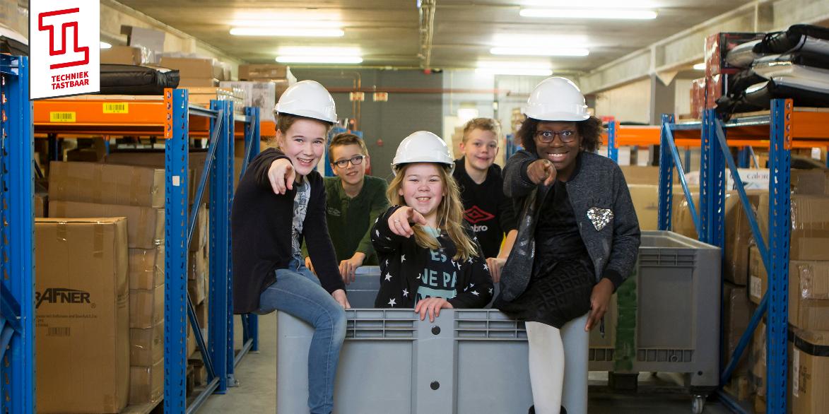 Er zijn steeds meer vrouwen in de techniek te vinden en daar zijn we trots op! We willen iedereen kennis laten maken met techniek bij Techniek Tastbaar want het is belangrijk dat je iets doet waar je zelf voor kiest en gelukkig van wordt.#InternationalWomensDay #BalanceforBetter