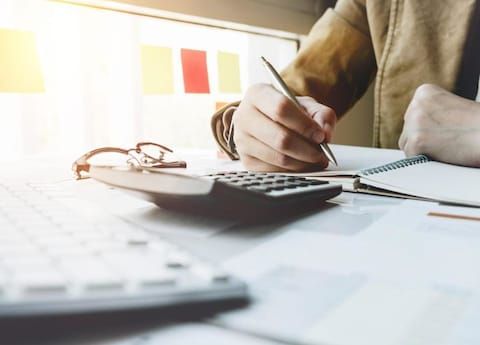 each family has their own level they want to reach. How much do I need to retire? buff.ly/2NxwTlZ via <a href="/Telegraph/">The Telegraph</a> #ThursdayMotivation