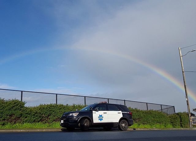 SFGate's tweet photo. From Instagram: A San Francisco Police Dept. Taraval station patrol happened upon a pleasant surprise: a rainbow! Scattered rain showers are predicted today in the Bay Area. 📷: SFPD Taraval Station #rainbow #rainbows #sf #sunsetdistrict #taraval #let… https://t.co/ymbSH3wBCu https://t.co/LjcyEIsWrV