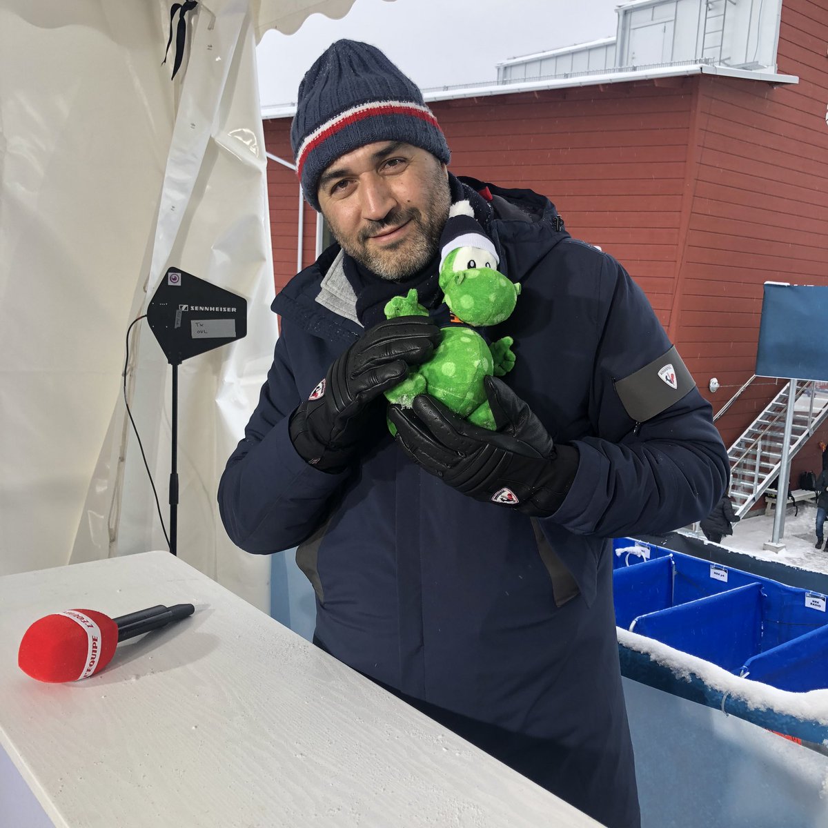 🦖🎁 Qui veut gagner Birger, la mascotte des Mondiaux d’Östersund ? ➡️ RT &amp; follow (si pas déjà fait) d’ici la fin des Championnats
#lequipeBIATHLON