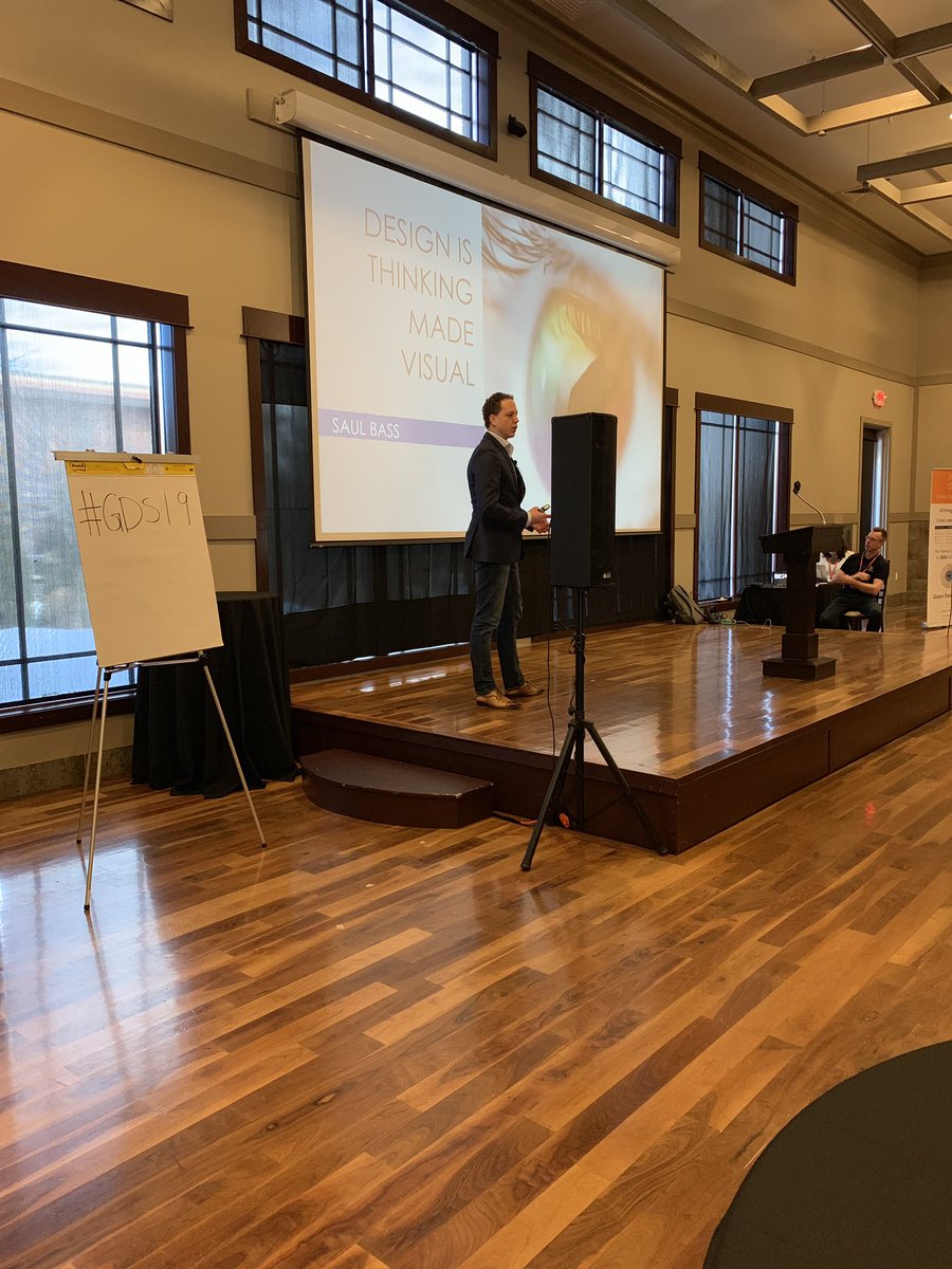 #GDS19 Lex Pierik talking about the future of data visualization! #Datascience #BigData #Data #DataDriven