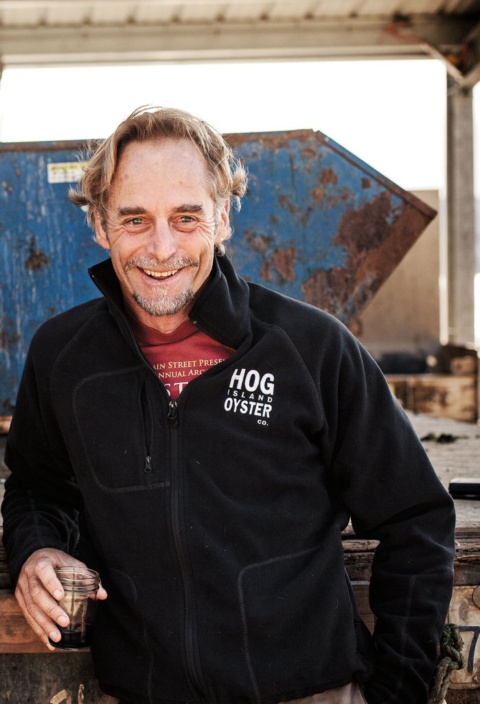 John Finger of @HogIslandOysterCo harvests over 3.5 million oysters, Manila clams and mussels each year in Tomales Bay, CA. Join the #OnoRevolution and feast on oysters at #EATTHINKDRINK on 3/28 at <a href="/AlohilaniResort/">'Alohilani Resort</a>. Get your tickets now bit.ly/2EEAMBL
