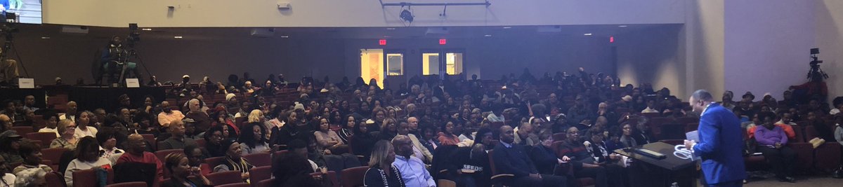 SOGBC's tweet photo. Can't say it enough: We❤️our Ministry of Helps teams who serve with such dedication to show God's Love With Excellence! 
Last night we had a chance to show it with a visit from Pastor Billy Joe Watts-Animated, Funny, 
As he says...'We're Working Together To Help People WIN!" https://t.co/wuRo6d6Faa
