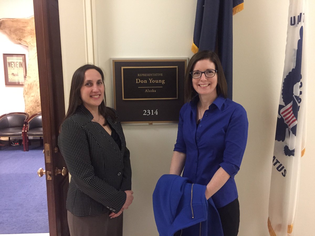 AlaskaSeaGrant's tweet image. Our director and program manager visited our congressional delegation&apos;s offices in D.C. this week. Great meetings there and also with the Sea Grant Association and with #noaa officials. #Alaska #seafood #WorkforceDevelopment #mariculture #fishing #oceans #education @SeaGrant