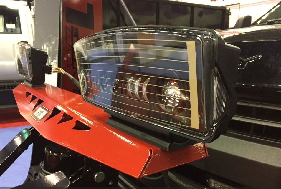 Snowplowsplus's tweet image. Here's a closeup picture of the all-new Western NightHawk LED Headlights just announced at NTEA 2019! #Western #NTEA