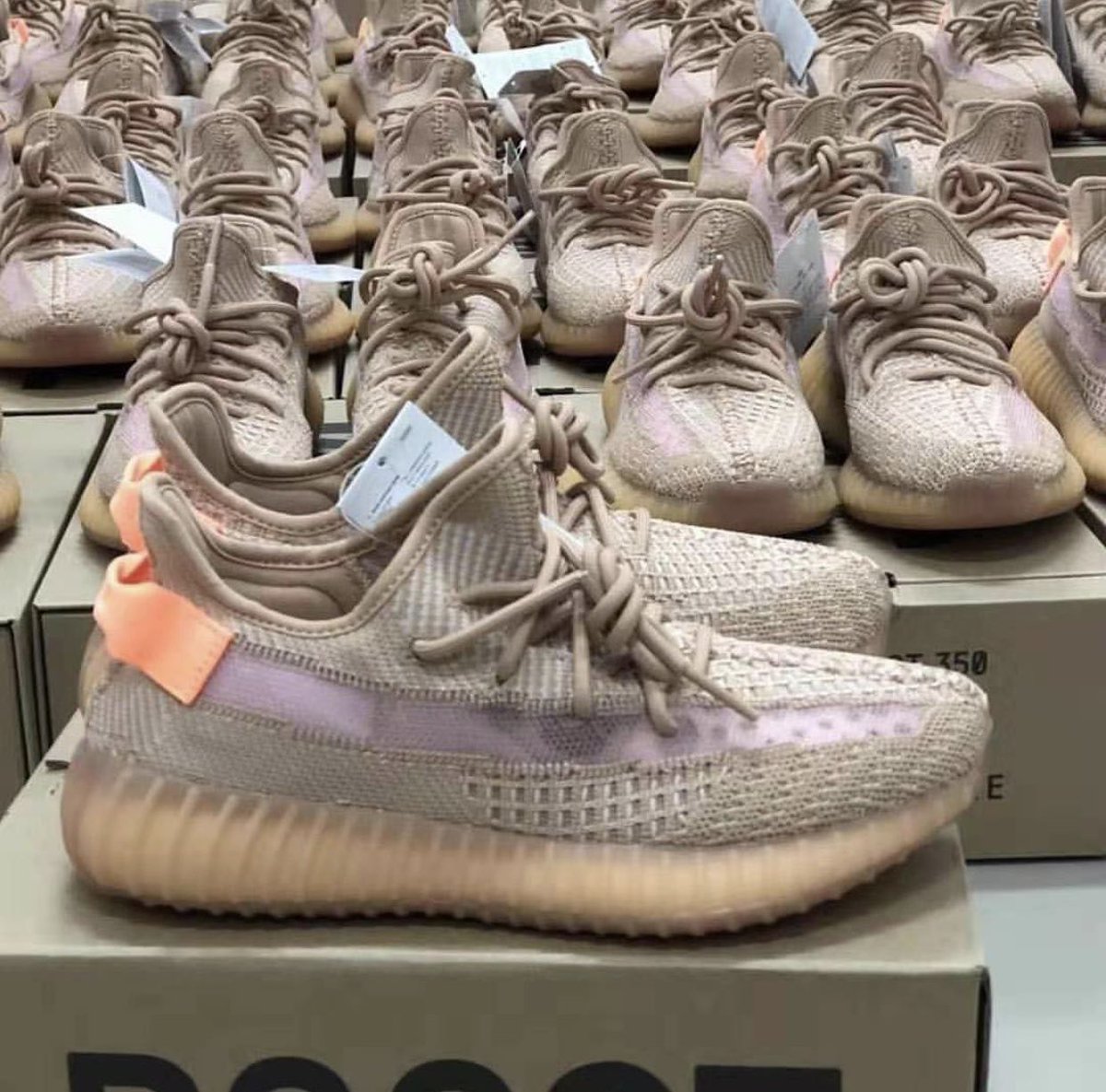sole_slam's tweet photo. Cop or Drop? YZY 350 “Clay” 

#SoleSlam 

@earlycop https://t.co/NGSq2AorxZ