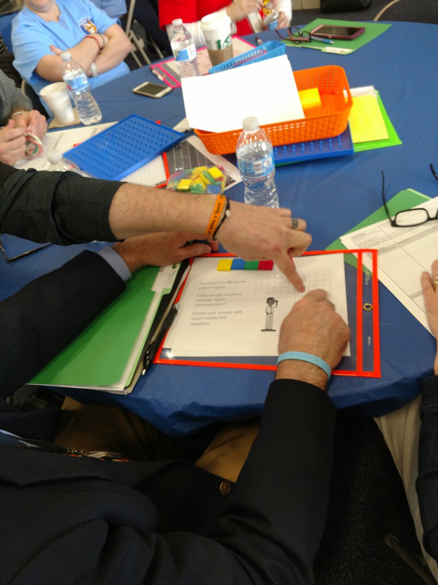 AACPS_PK5Math's tweet photo. What do you see, what do you notice? #LeadLearners #AACPSawesome #conceptualtask #selectandsequence https://t.co/gQ67hhQW08