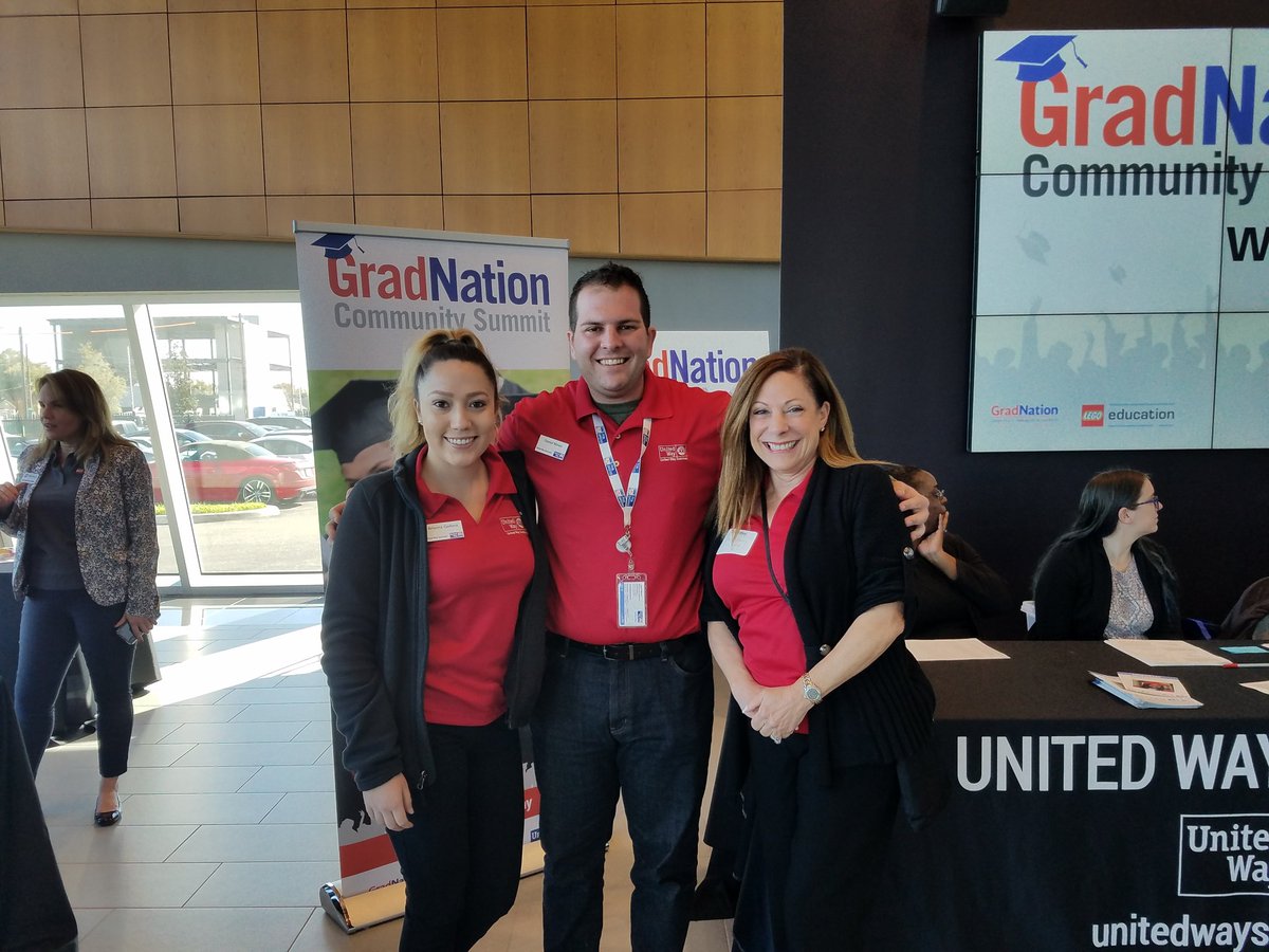UWSuncoast's tweet photo. Excited to celebrate our student leaders from @HillsboroughSch and @my_pcs at #GradNation2019 with @All4Schools @LEGO_Education and @AmericasPromise https://t.co/NFk0tGHPrs