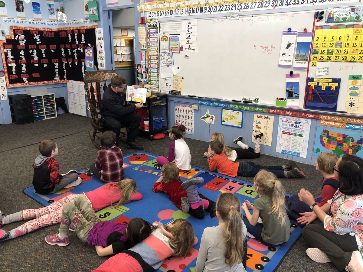 NLS_Rochester's tweet photo. Thank you @RochesterFD for taking time today to read to our kids!!!! @RochNHSchool @FostersDailyDem @MrsFowlerFirst @Adams42Madeline @MsWalkama @therealmiss2K https://t.co/g59P96ff6F