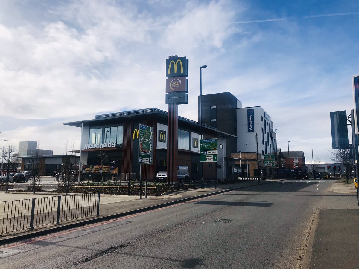 Cordwellgroup's tweet photo. Excellent effort by all involved, final piece handed over today with the @TravelodgeUK open 11/3 to join @McDonaldsUK @exploretutors #gdk, #teameffort @FrontierDevelop @CWrightarch @RPS_DBK #rose #nolanassociates @WalsallCouncil @walsall @Stepnellltd - 1 prime unit available https://t.co/hUKYpMePiF