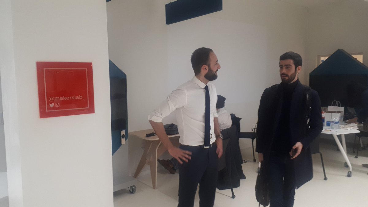 seinecle's tweet photo. La digital night au @makerslab_ de @EMLYON Ecully va bientôt commencer! 

Avec @PwC_France @KynapseDigital @segeco @onepoint @Accenture @HardisGroup @artefactgroup @IBM_France https://t.co/h1MUmNH6YN