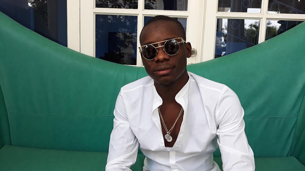 🎶 Vous voulez tout savoir sur les sorties afro-dancefloor ? Suivez les recommandations de <a href="/DJFMK/">DJ Face Maker</a> ! Au programme cette semaine : <a href="/Diabateba/">Sidiki Diabaté</a> <a href="/shymofficiel/">Shy'm</a> <a href="/VegedreamGagnoa/">Vegedream</a> <a href="/KaarisOfficiel1/">KAARIS</a> <a href="/HMagnumOfficiel/">H Magnum</a>... rfi.my/3klc #rap #musiqueafricaine