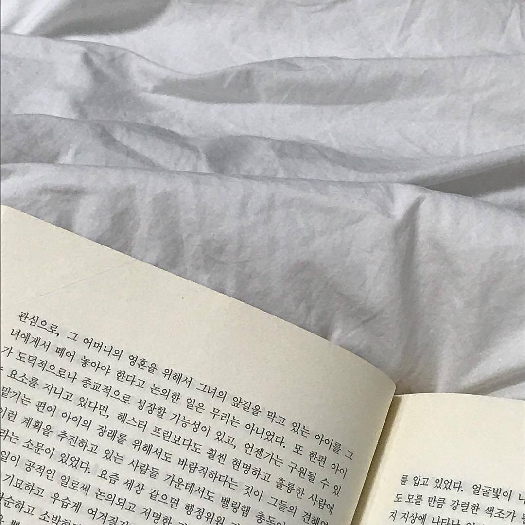 moonchldv's tweet photo. ███▓▒░░.

또 가면을 쓰고 널 만나러 가 

But I still want you 

외로움의 정원에 핀 너를 닮은 꽃 

주고 싶었지 

바보 같은 가면을 벗고서

But I know 영원히 그럴 수는 없는 걸 숨어야만 하는 걸

.░░▒▓███ https://t.co/c40Q0I7nT1