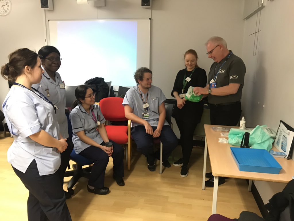 HomertonIPC's tweet photo. .@Clinell’s @CorneliusGamah1 demonstrating the use of the universal wipes to @NHSHomerton #nurses to assist in cleaning the #antt blue trays in preparation for #ivlines care. @HUHOPAT_VA #infectionprevention https://t.co/RDKXB3uJl5