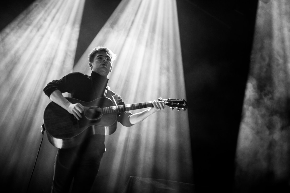 JSaunders_Photo's tweet image. Beautiful songs from the talented @SeafretOfficial on their last night of their tour in London at @Islington_AH Pt.4/4