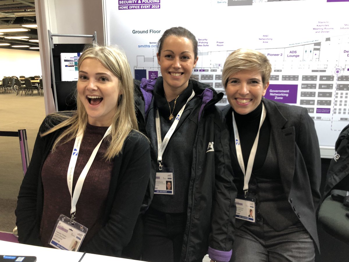 The fantastic <a href="/ADSgroupUK/">ADS Group</a> team still smiling at #securityandpolicing near the end of day three #goADS