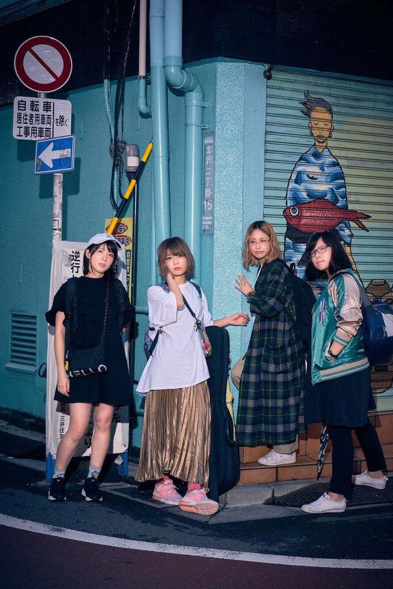 SPECIAL4_'s tweet image. ついに明日‼️
3/8(金)
秋葉原GOODMAN

ビニールハウス５←主催!
横沢俊一郎
CAUCUS
DJ：SO-TA

SPECIAL４✨20:50〜お披露目✨
🎸🎸🎸🥁
👭ツインギタボ4Pガールズバンド👭
gt.vo ORI
gt.vo たけスピリちゃん♀
ba. "脱獄王"あゆみ無問題
dr. ヨシミ・コズミックS

👇ご予約👇
docs.google.com/forms/d/e/1FAI…