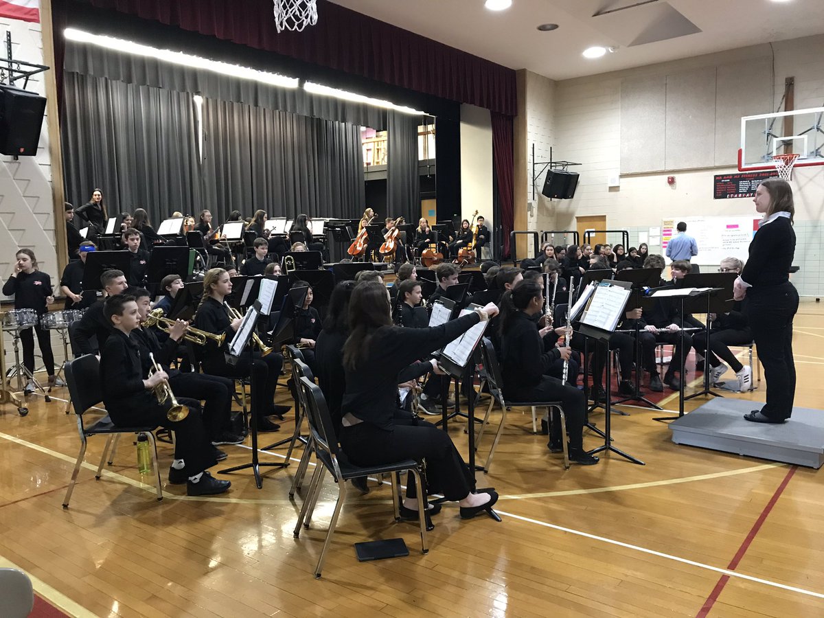 SpringmanMiddle's tweet image. Great morning as our students have two practice concerts in front of 600 of their peers. Good luck at IGSMA this weekend! #WeAreD34 #ROAR34