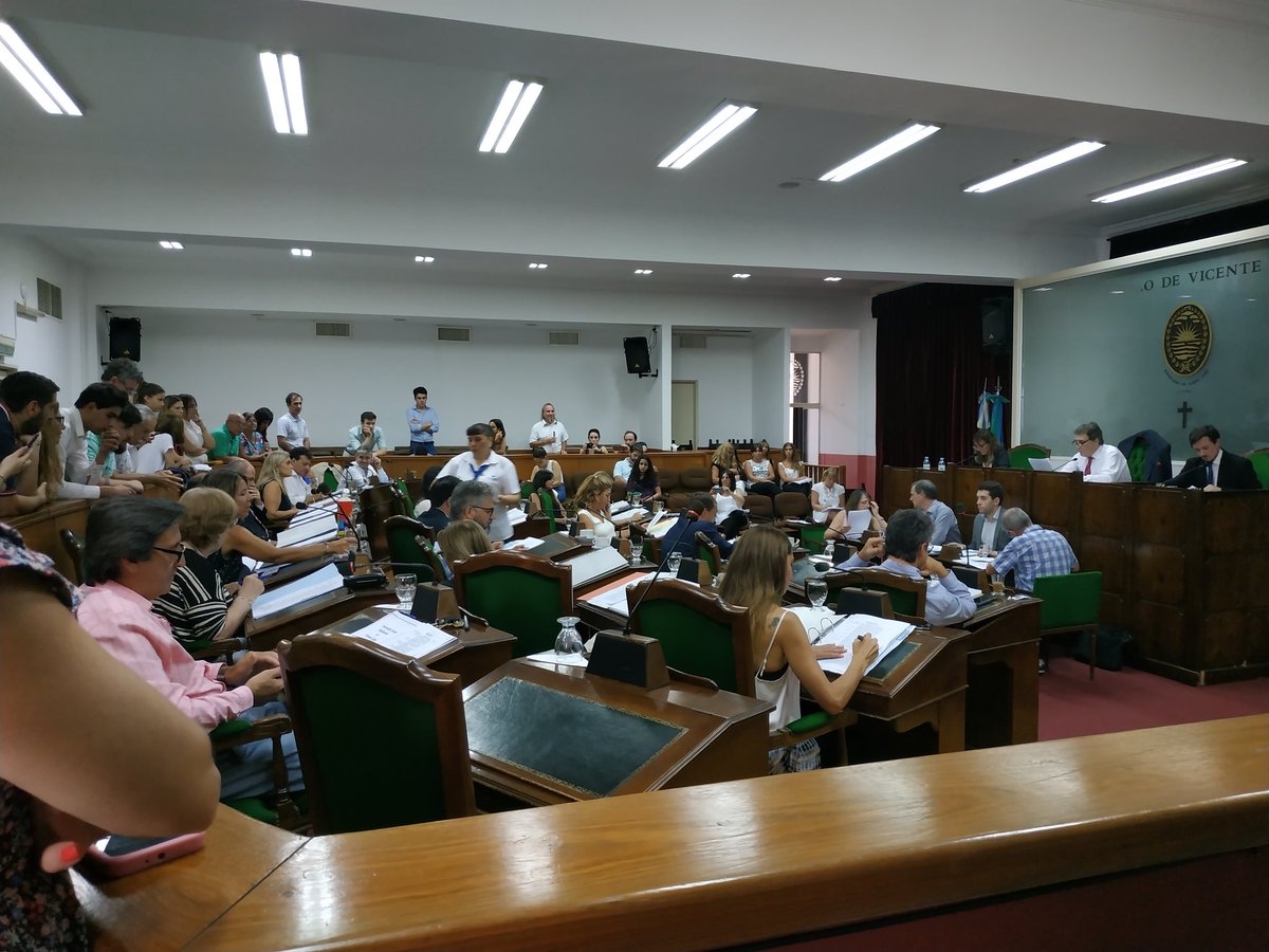 En este momento nuestros concejales se reunen en la 1° #SesiónOrdinaria para seguir trabajando por los vecinos de #VicenteLópez