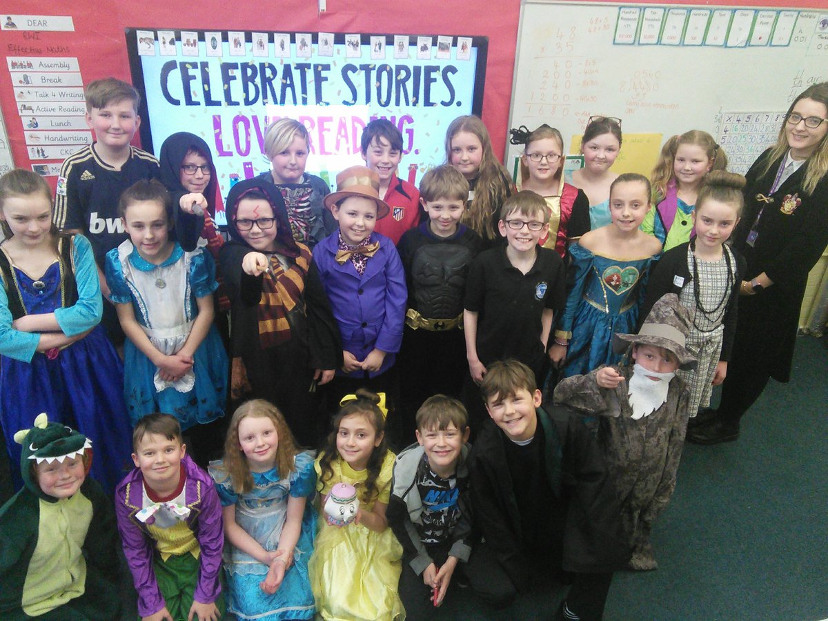 QuayYr5's tweet photo. 5AC's brilliant @WorldBookDayUK costumes. #lovereading #worldbookday @QuayHead @QuayAcademy https://t.co/qRFVUqJaf6
